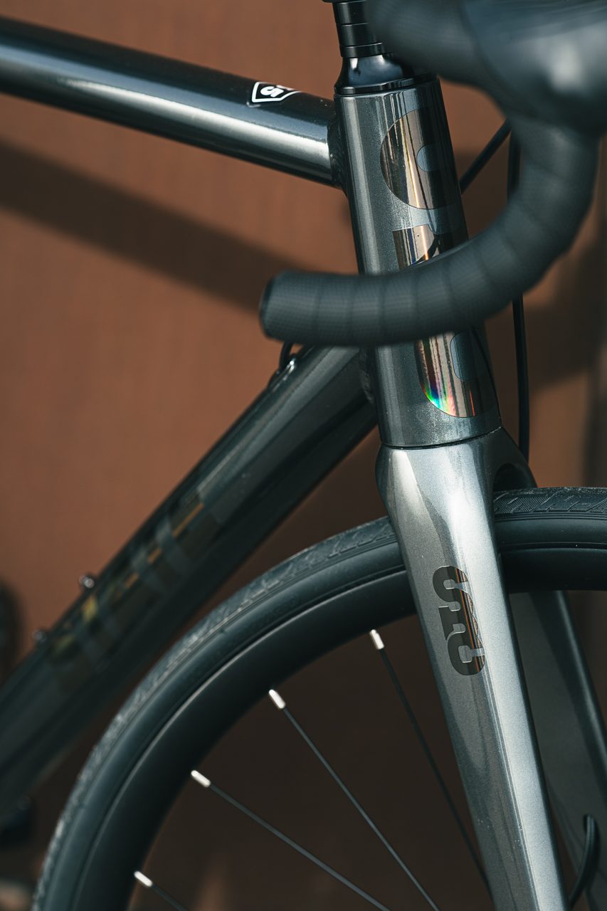 Bicicleta Endurance Undefeated Graphite - 11 velocidades 27