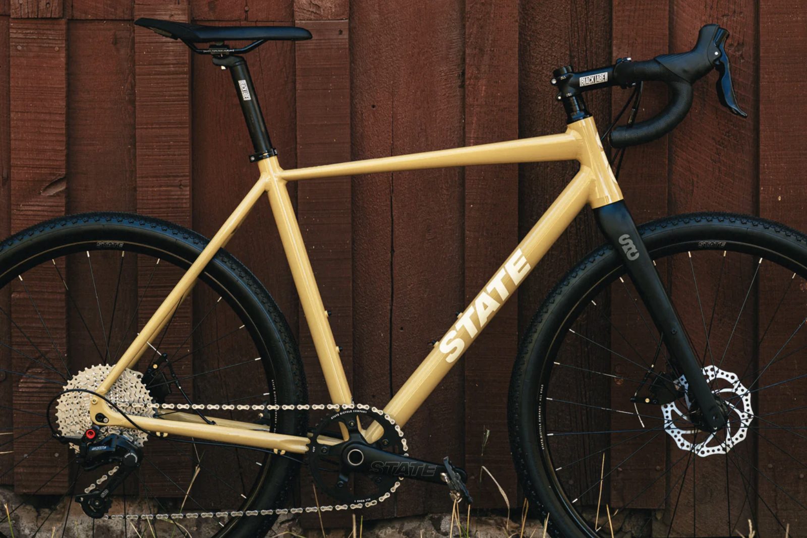 Bicicleta gravel 6061 All Road Dune Tan - 11 velocidades 6