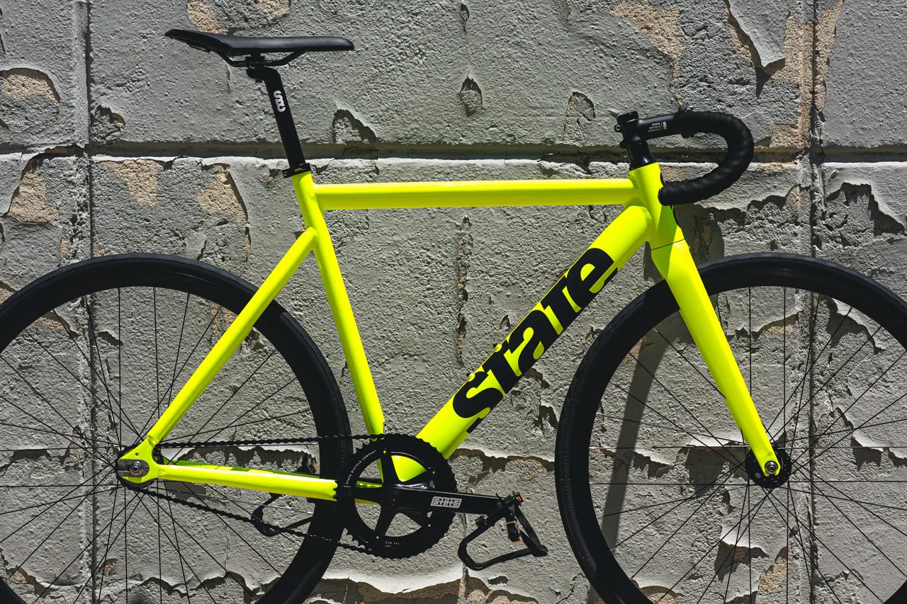 Bicicleta fixie 6061 Black Label V3 Volt - 1 velocidad 8