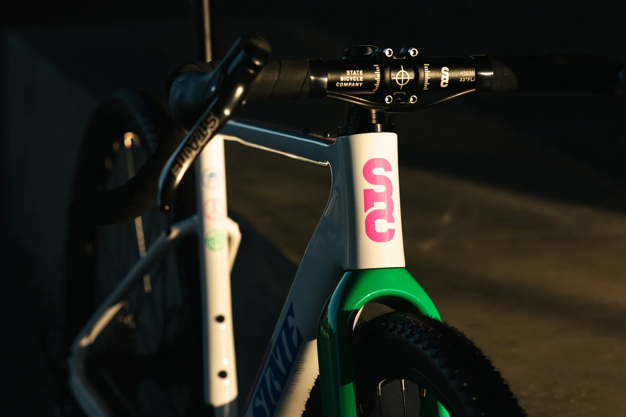 Bicicleta Gravel Carbon All Road V2 - Team Edition  26