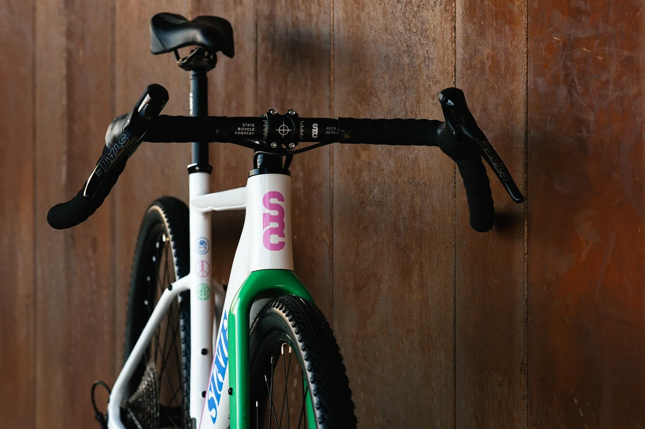 Bicicleta Gravel Carbon All Road V2 - Team Edition  29
