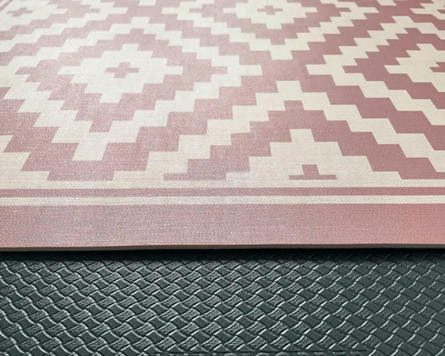 Alfombra Vinílica De Baño Davanti - Rombos Rosa 40x60cm 4