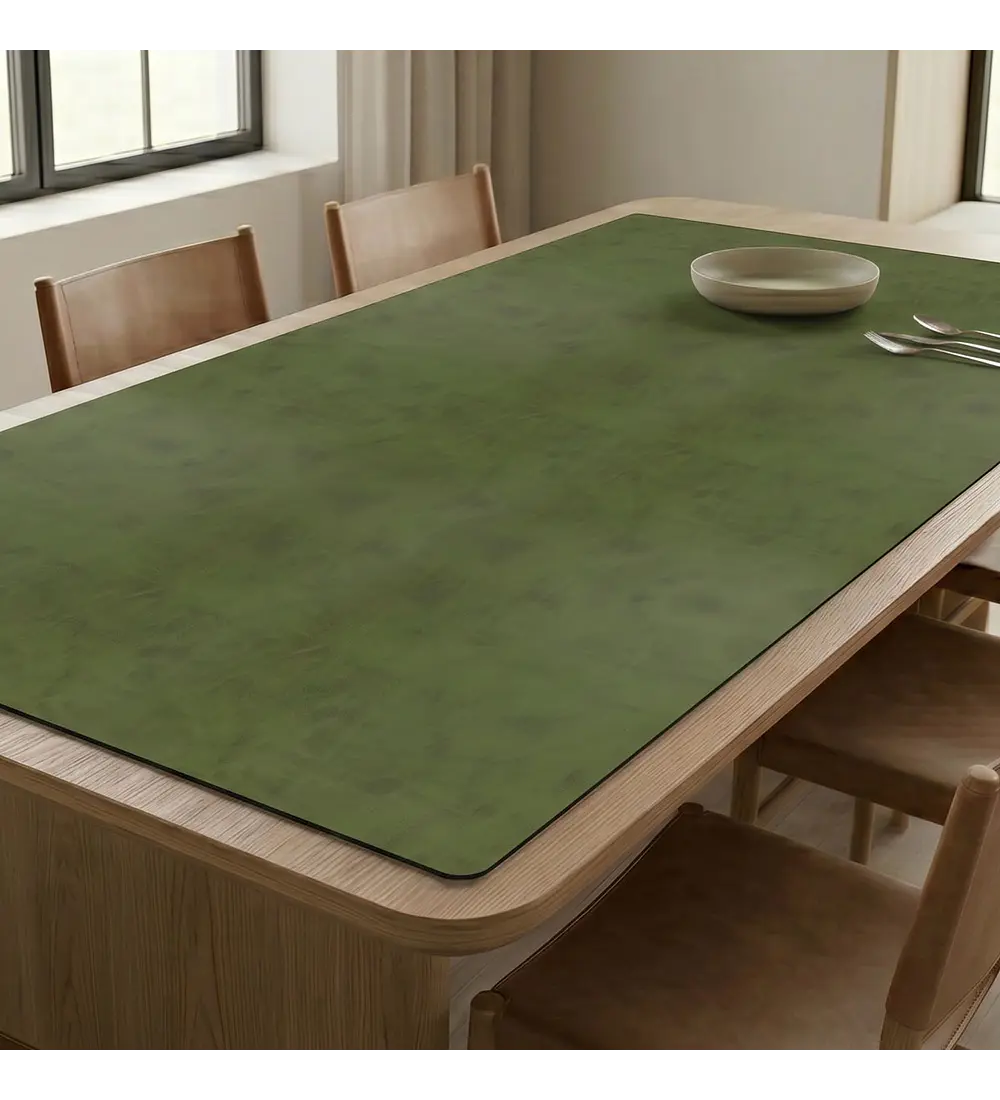 Cubre Mesa Rectangular Verde 140x200 cm — Incluye 6 Posavasos de Regalo