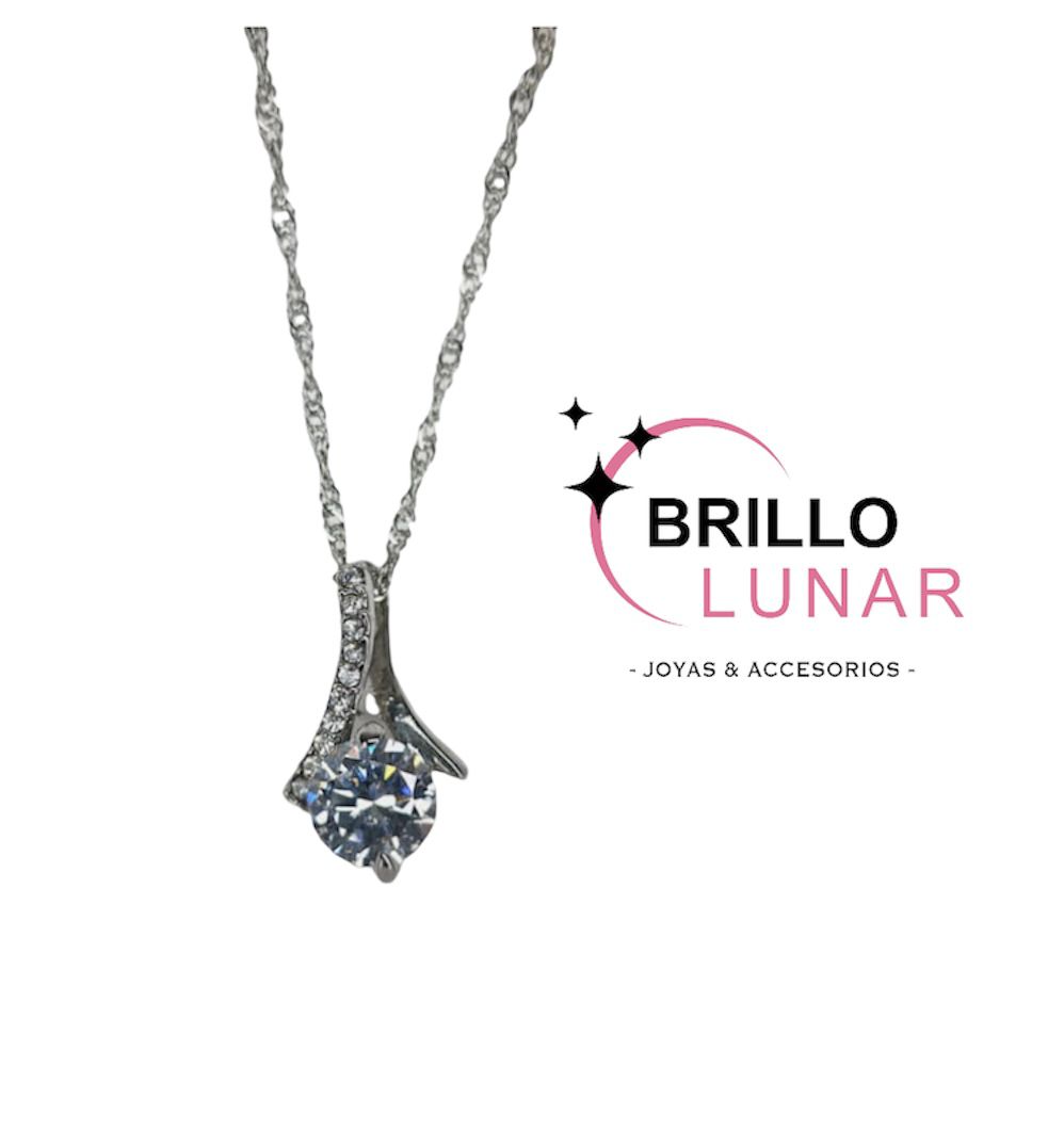 COLLAR PRINCESS CON CIRCONES.