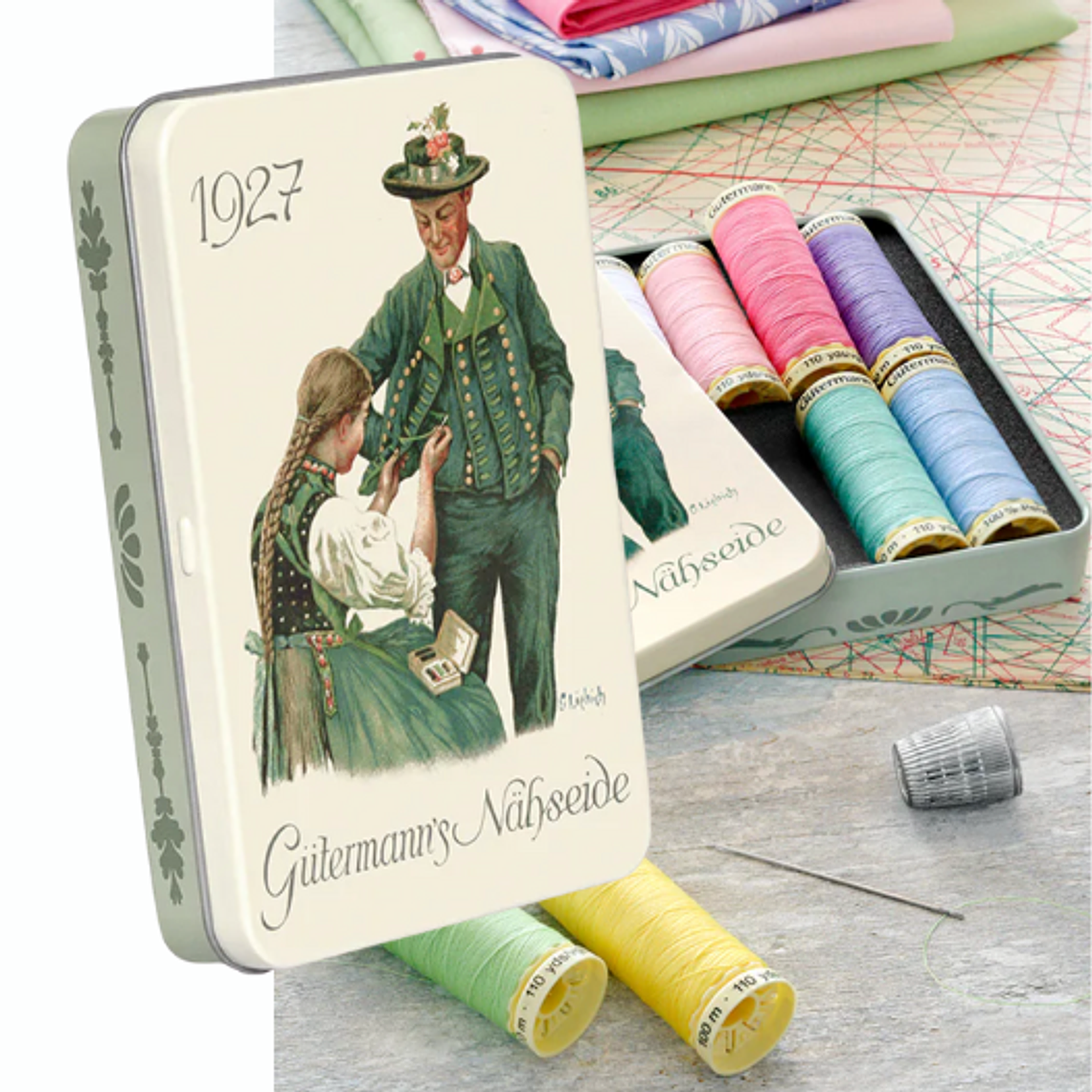 Caja de Hilos Gütermann 1927 Nostalgia - Set de 8 Carretes de 100m 1