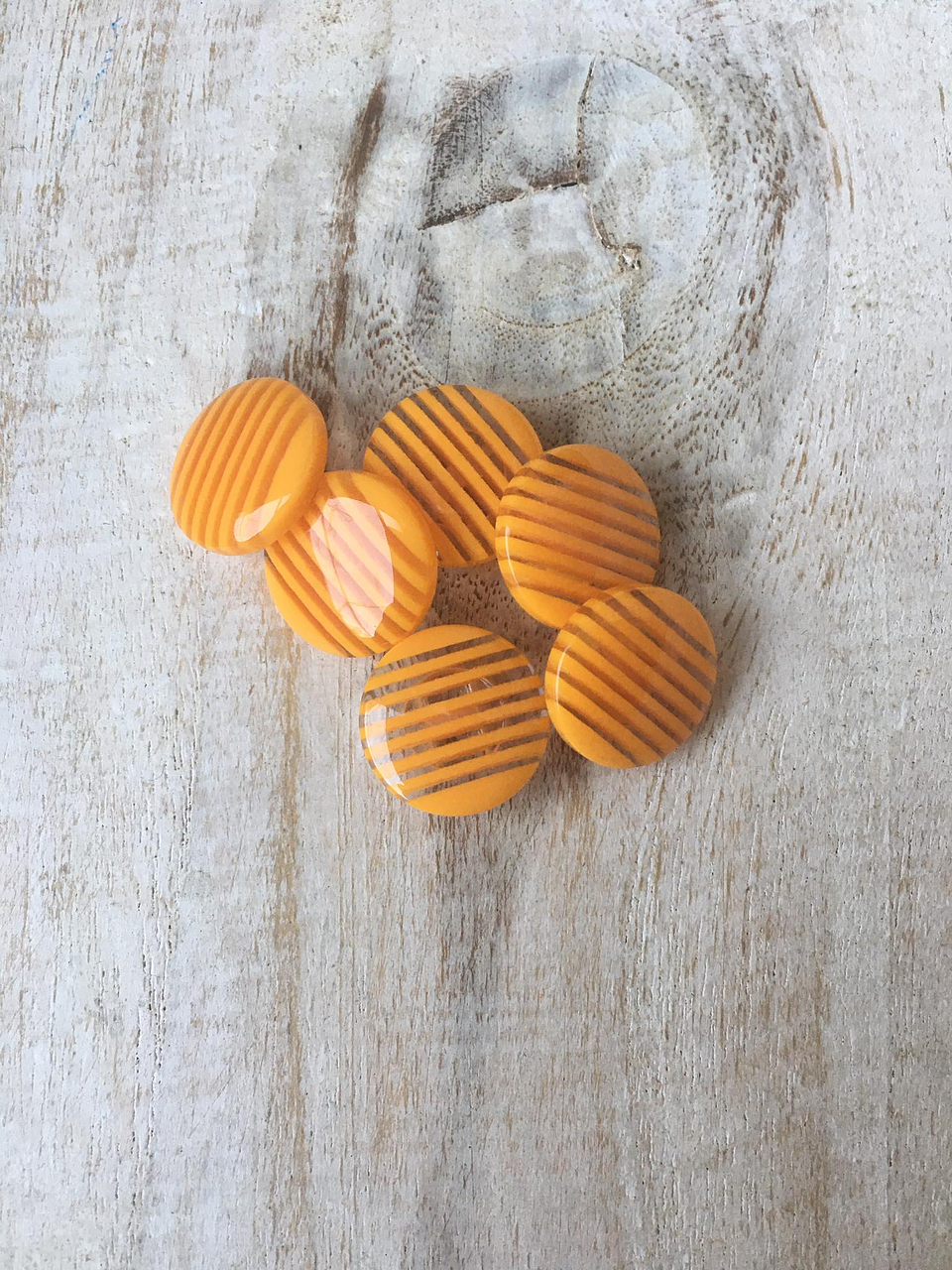 Set 6 Botones Rayas 4