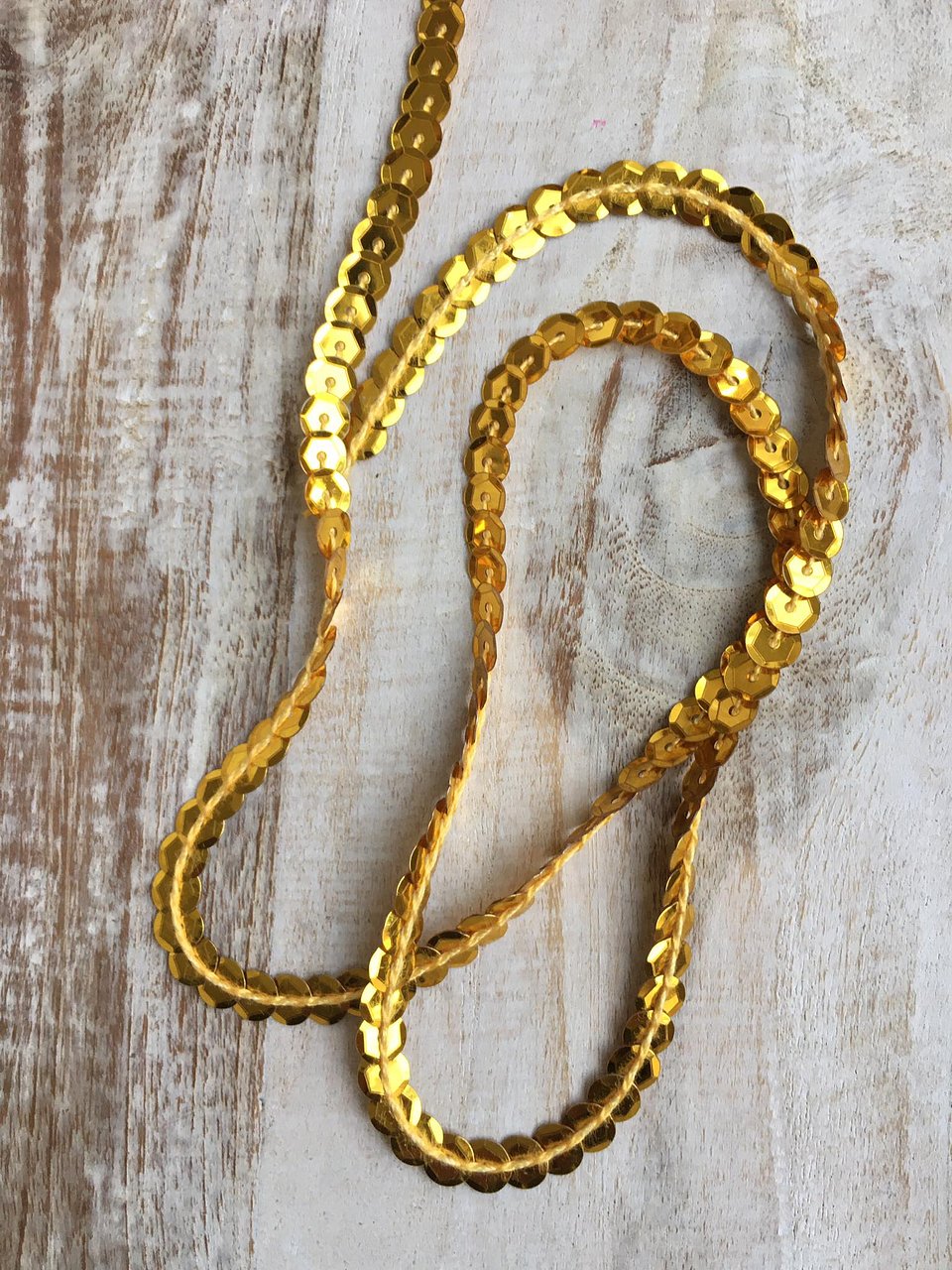 Lentejuelas hiladas 3mts 14