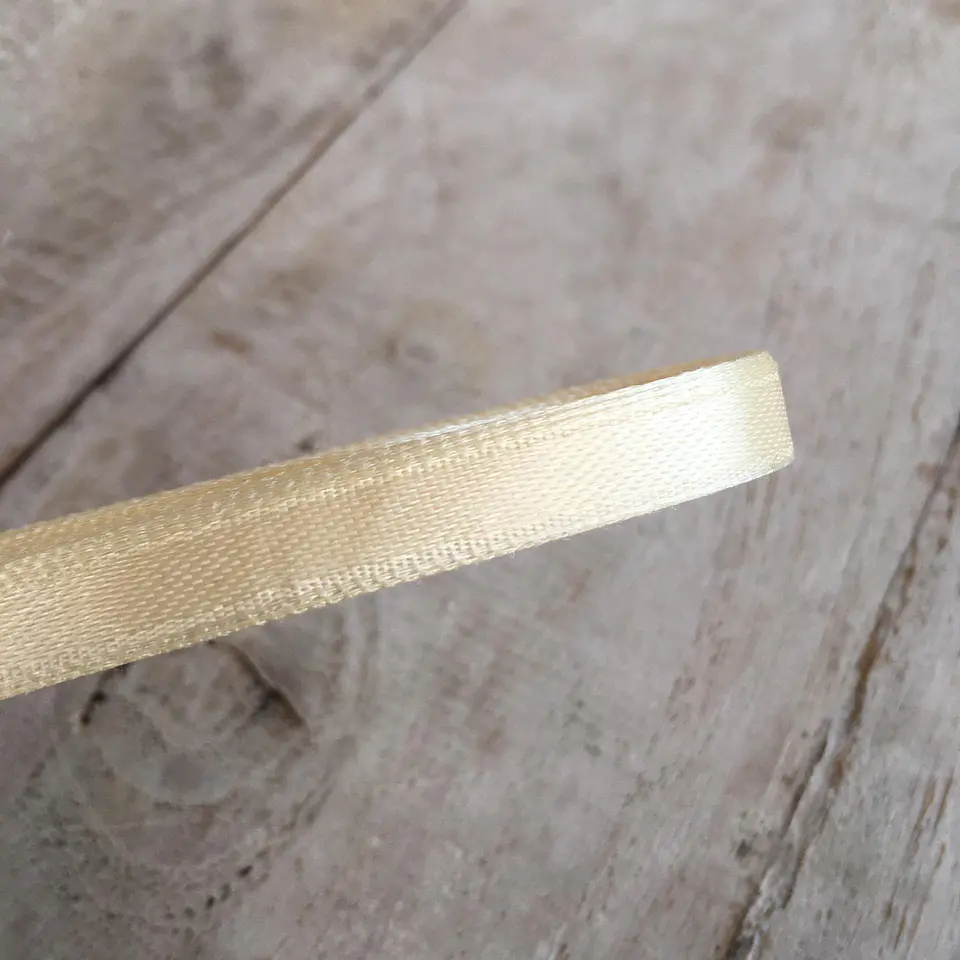 Pieza Cinta Satin 7mm 28