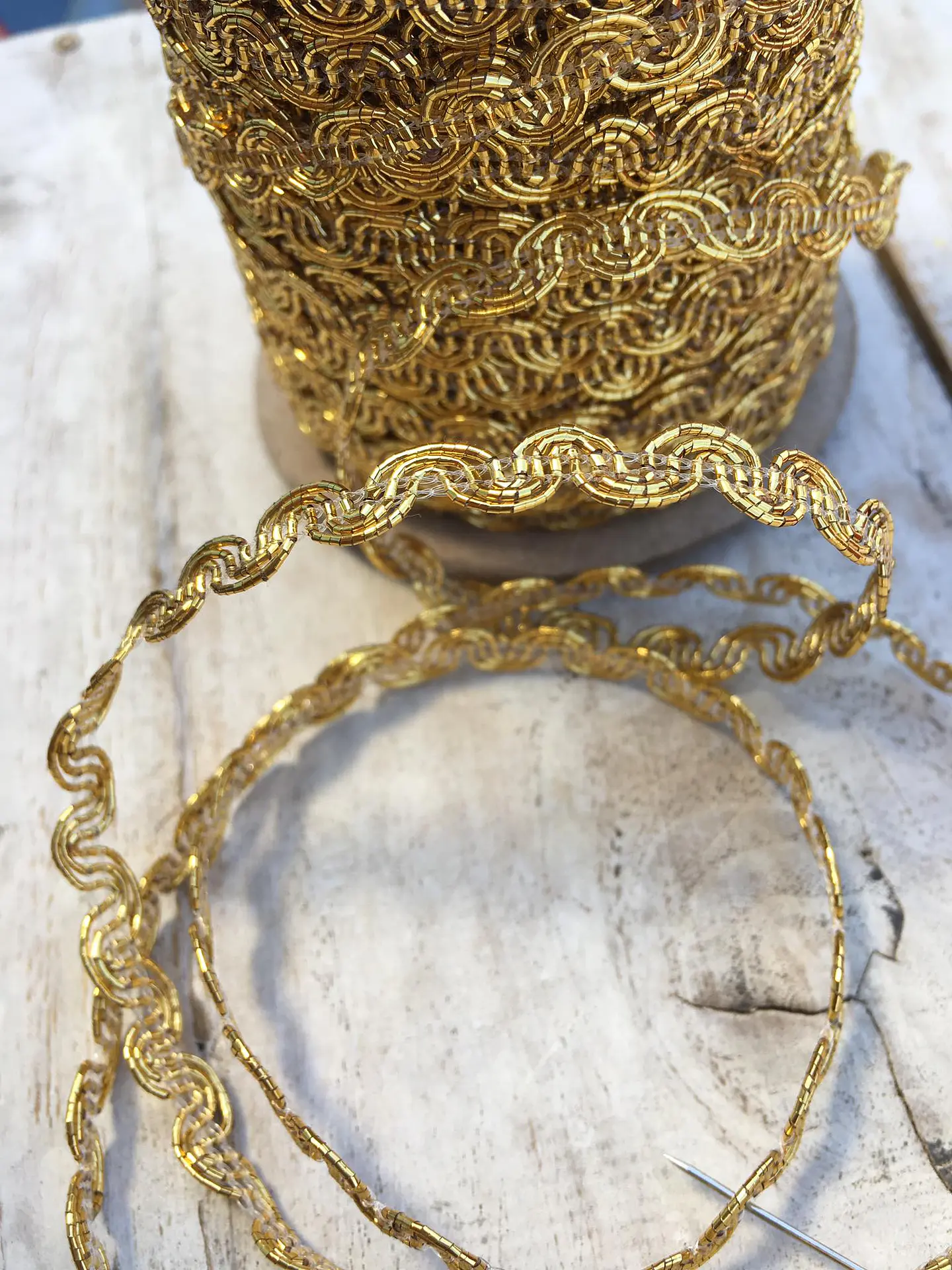 Pasamanería Dorada Arcos 1