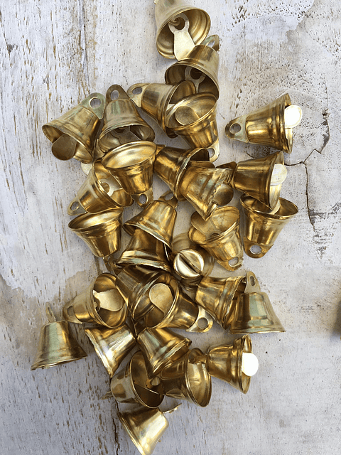 Set 10 Campanas Doradas