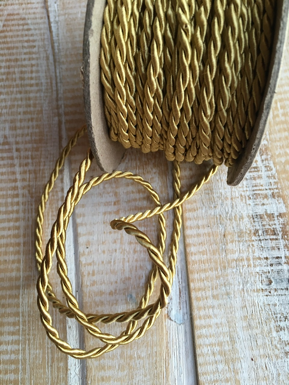 Rollo Cordón Torcido Satinado 3mm 5