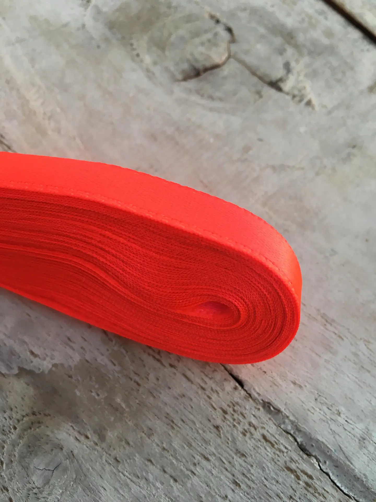 Cinta raso Neón 9mm 3