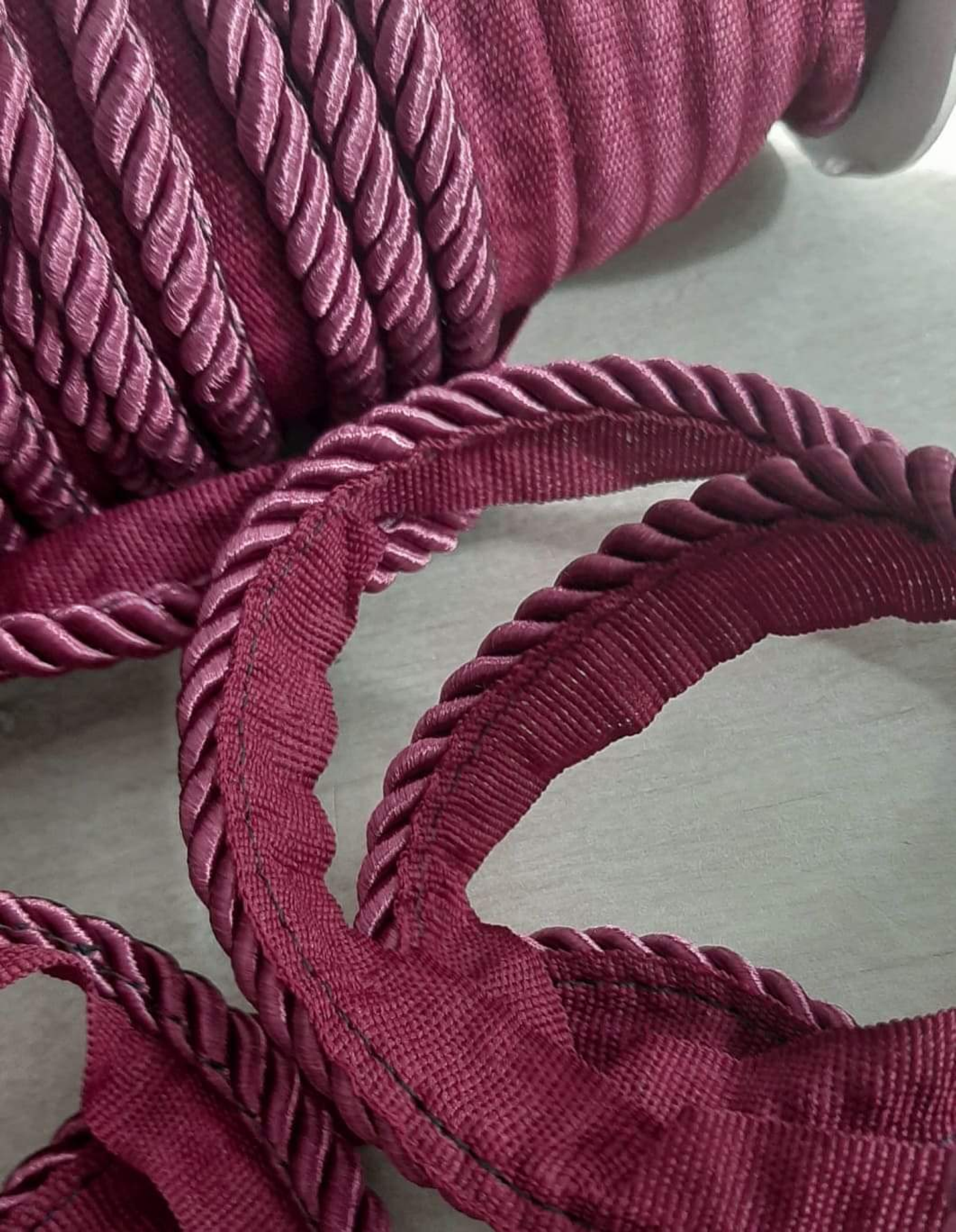 Cordón torcido satinado tapicería 3