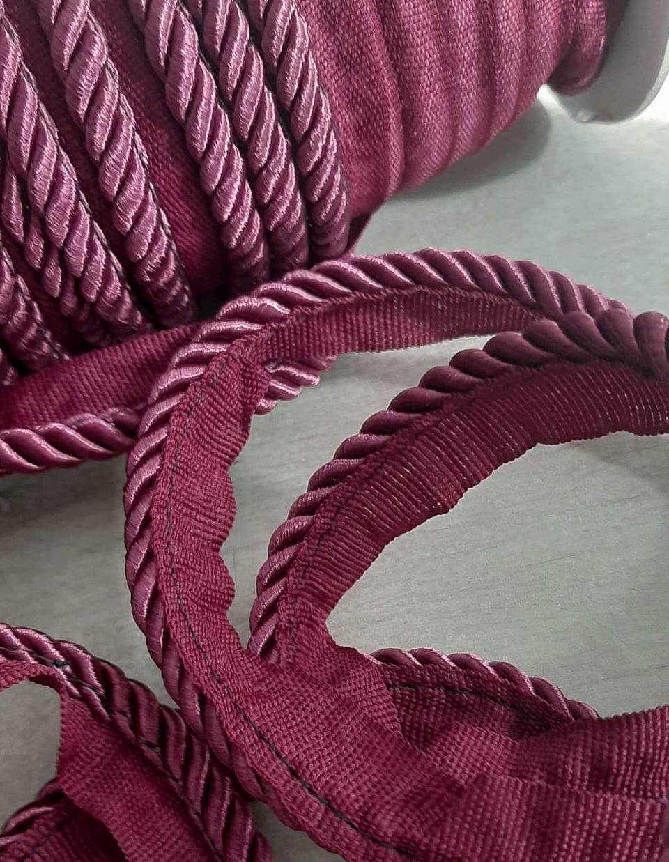 Cordón torcido satinado tapicería 3