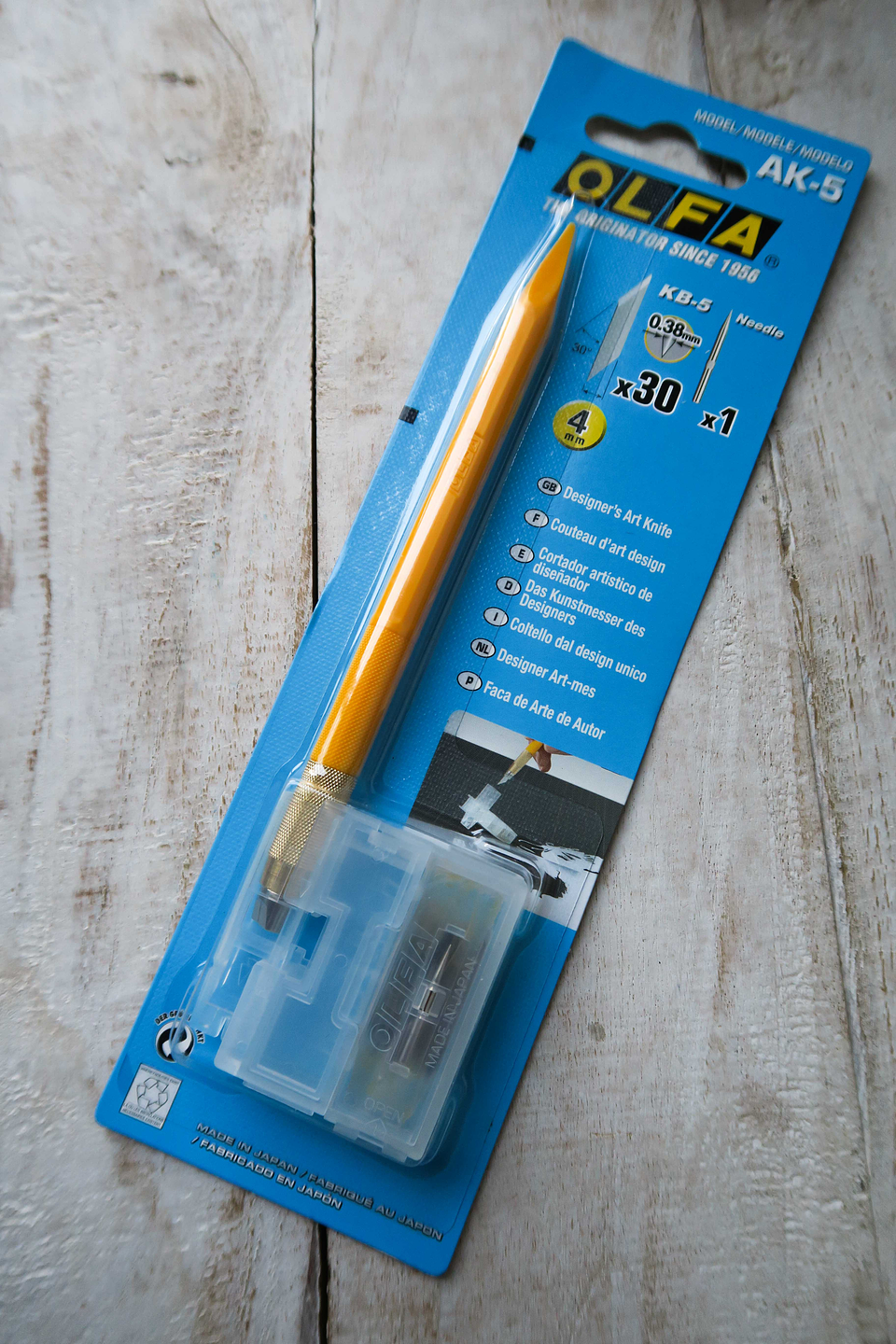 Cuchillo de Corte con repuestos 1