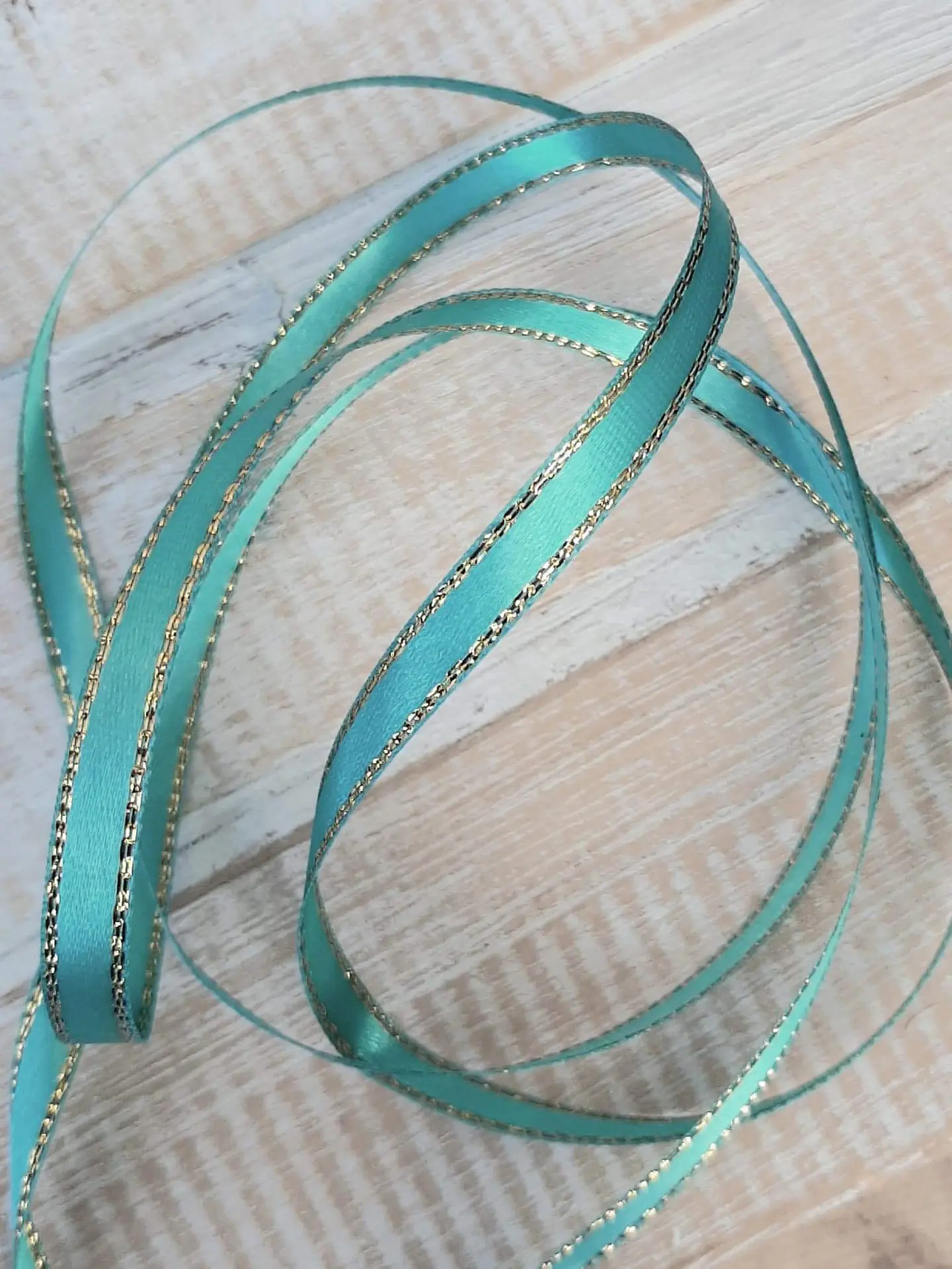 Rollo 27m Cinta Satín Lúrex 7mm 1