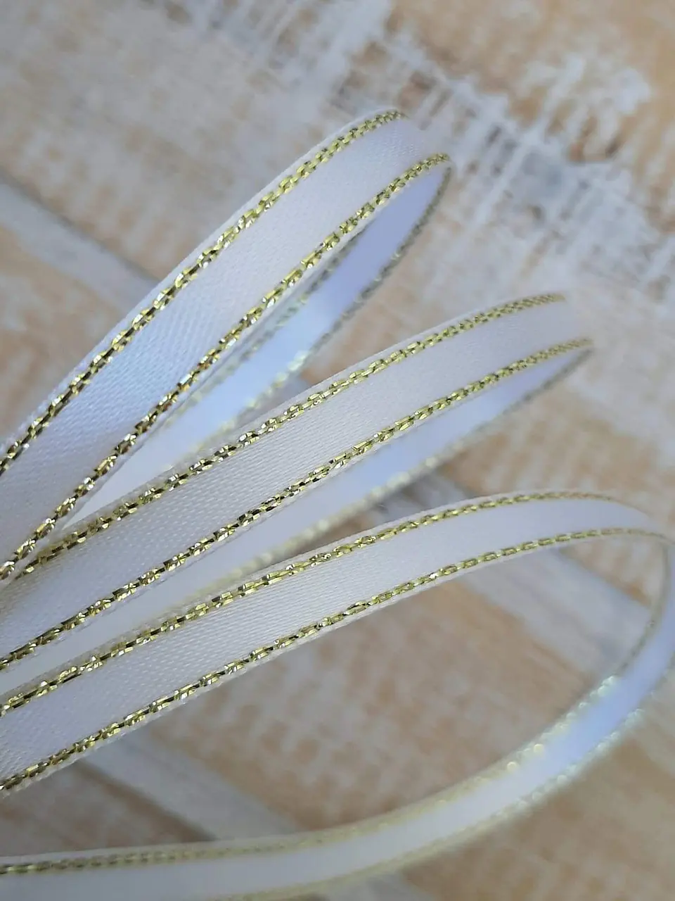 Rollo 27m Cinta Satín Lúrex 7mm 6