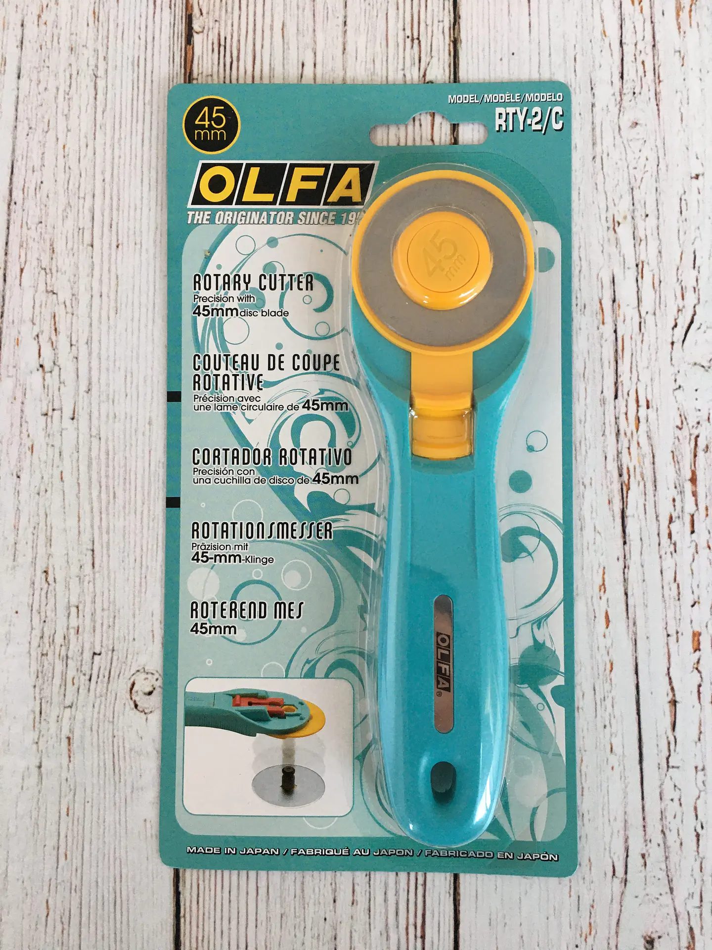 Cuchillo Rotativo 45mm Celeste 1