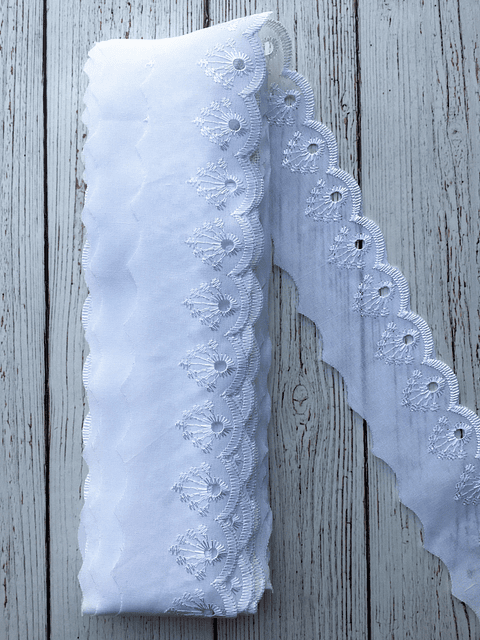 Broderie Pavo real 5cms por metro