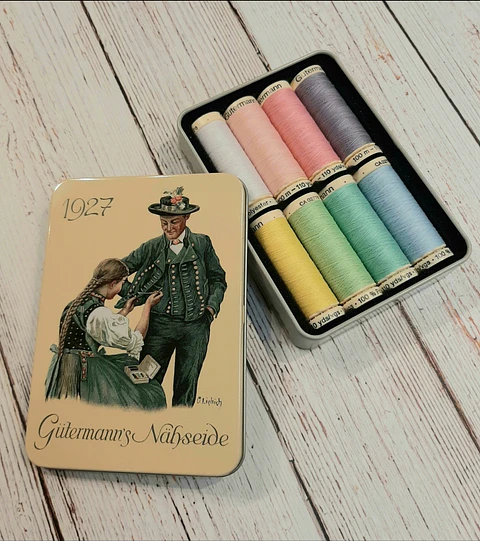﻿﻿Caja Hilos Gutermann Nostalgia 1927