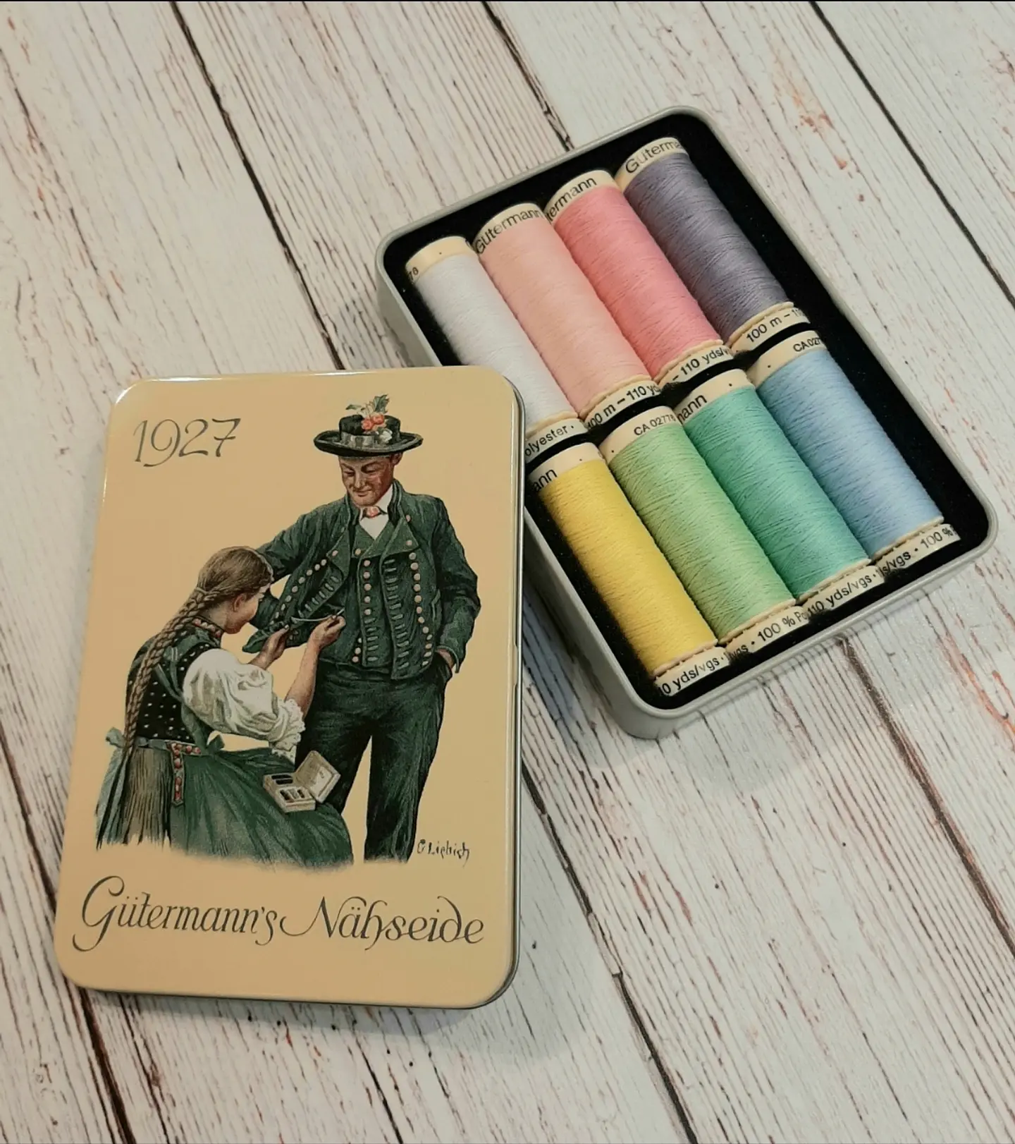 ﻿﻿Caja Hilos Gutermann Nostalgia 1927 1