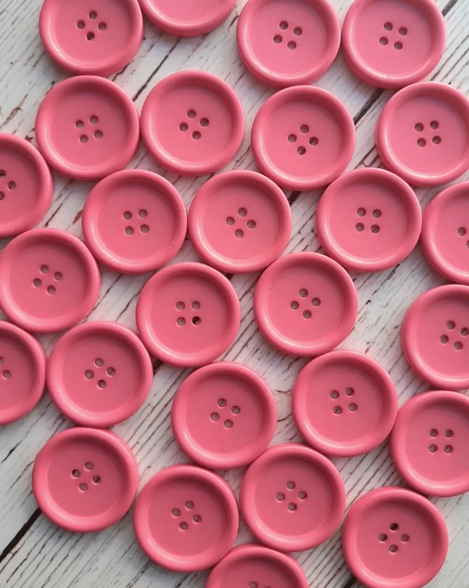 ﻿Set 6 Botones Clásicos 25mm 11