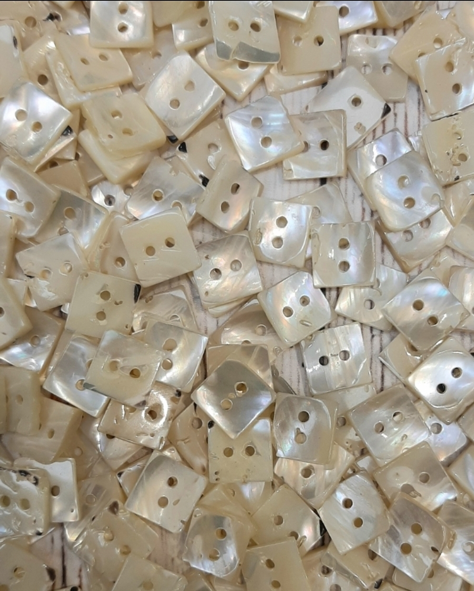 Set 6 Botones Nácar Cuadrados 1