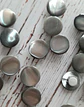 Botones Nácar Gris Pulidos  - Miniatura 1