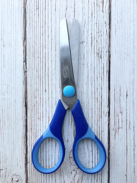 Tijera punta roma 14cm