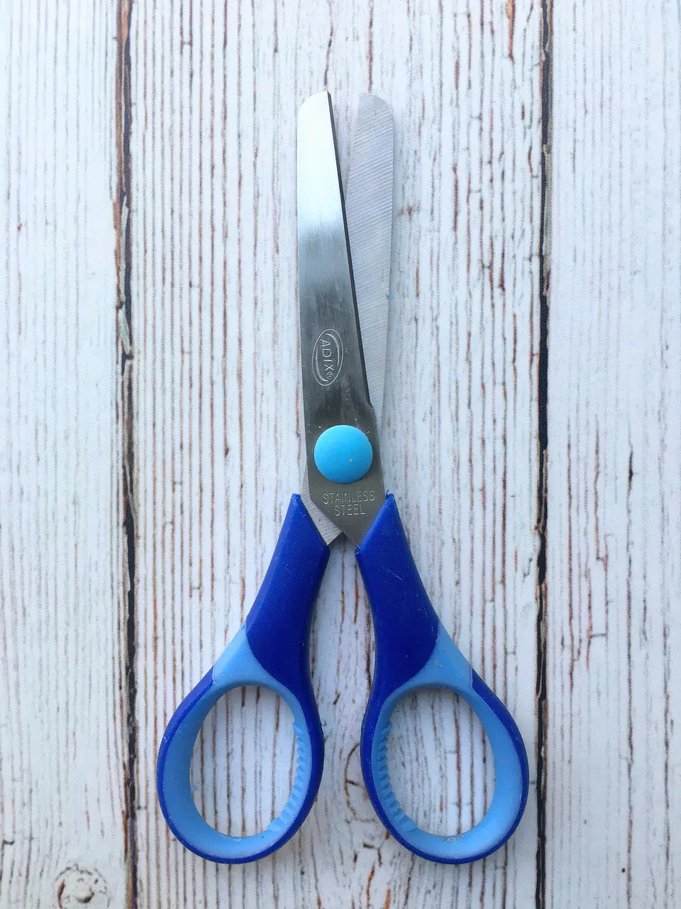 Tijera punta roma 14cm 1