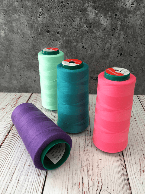 Hilo en Cono 2000 yardas