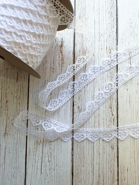 Encaje corazones 20mm