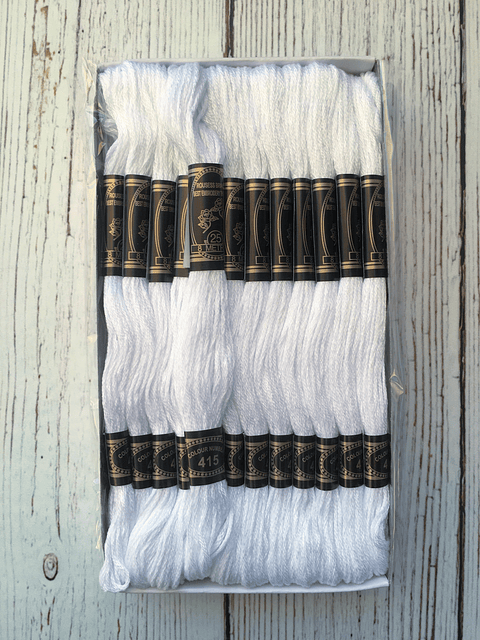 Hilo de Bordar (4  unidades)