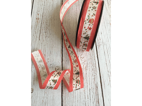 Cinta falla navideña por metro