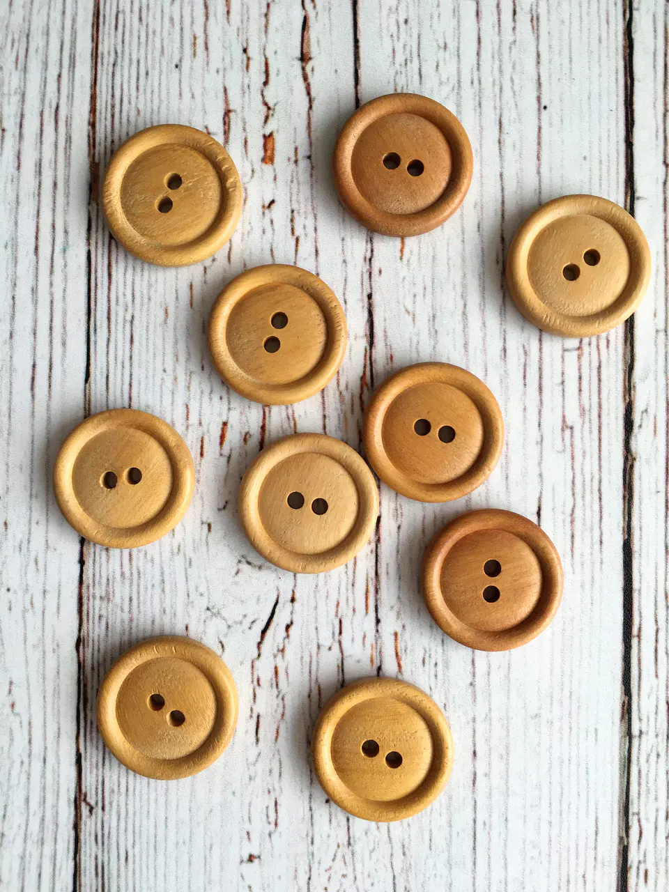 Botones de Madera 25mm  1
