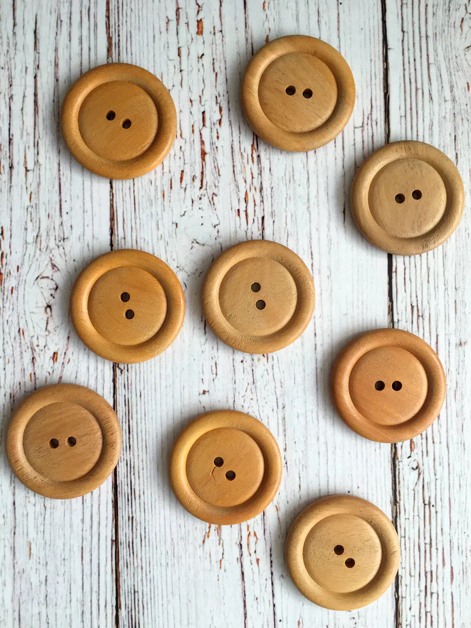 Set 2 Botones de Madera 40mm  1