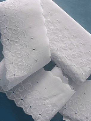 Broderie Flores 10cm por metro