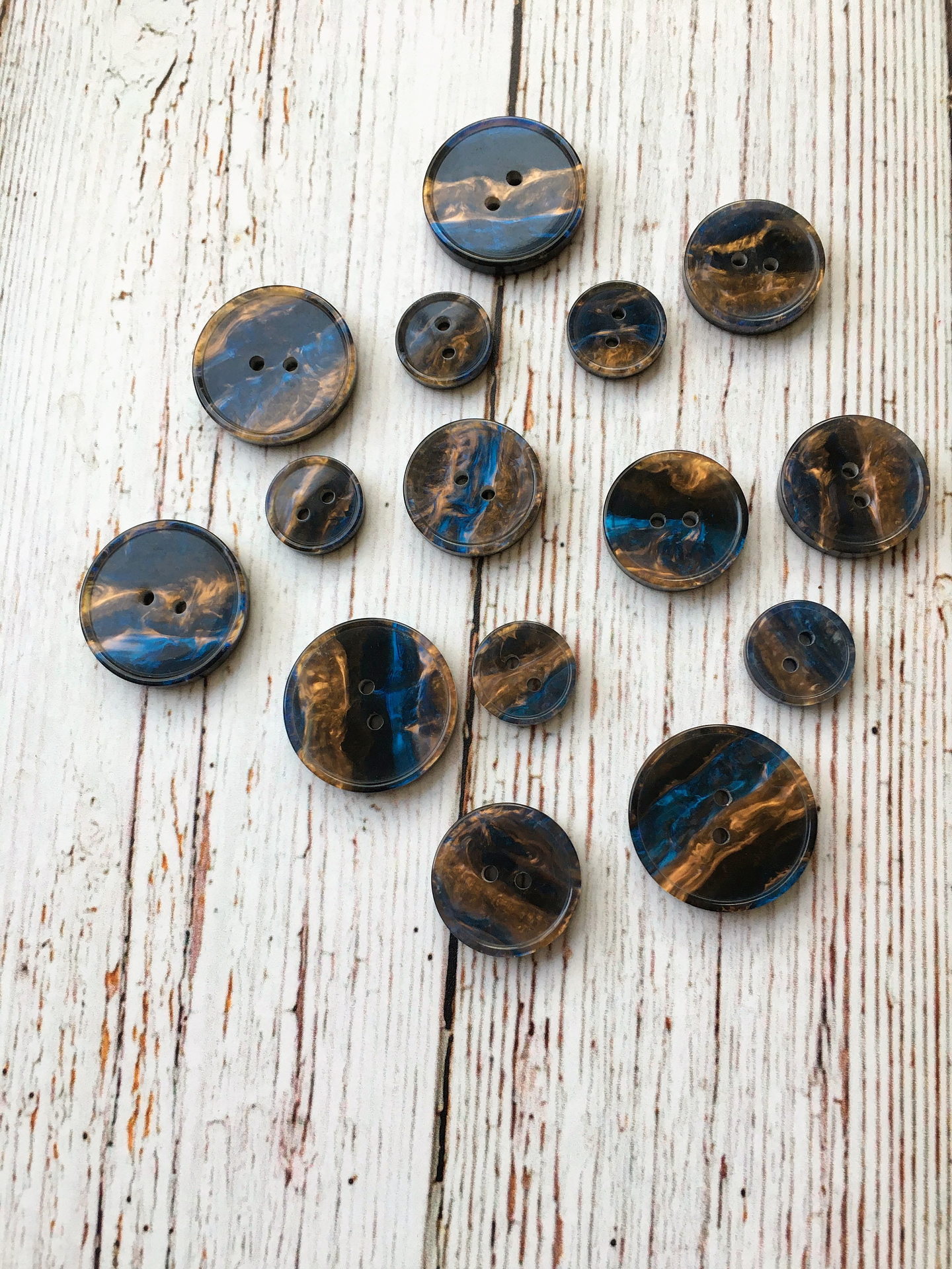 Botones Vetas tostado y azul 1