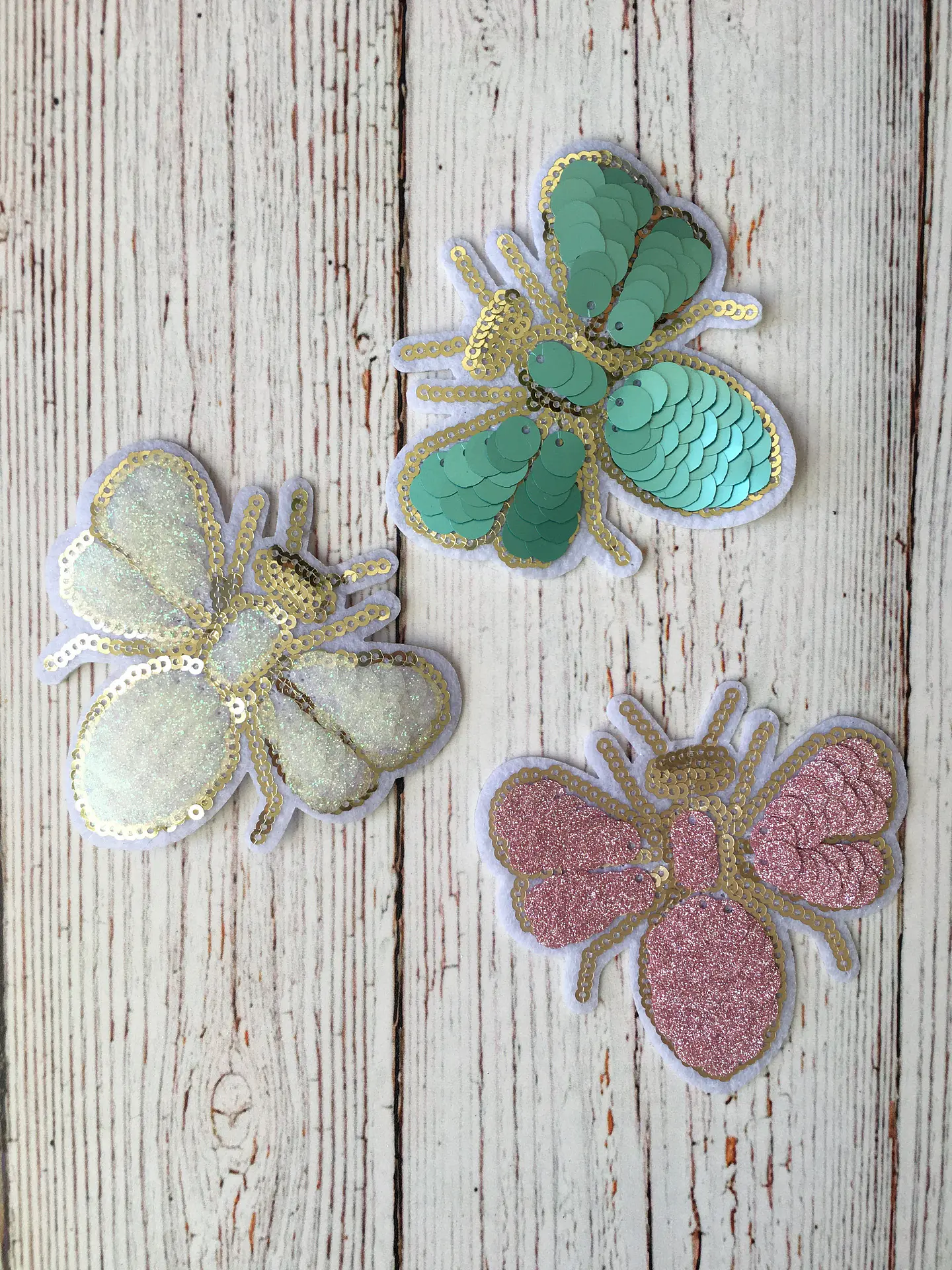 Parche abeja lentejuelas 1