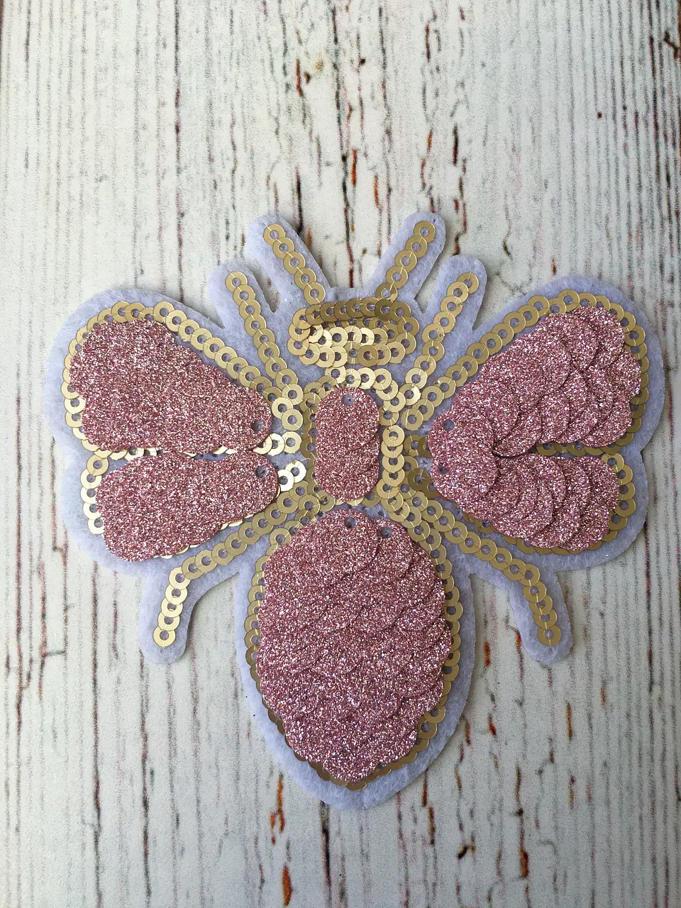 Parche abeja lentejuelas 4