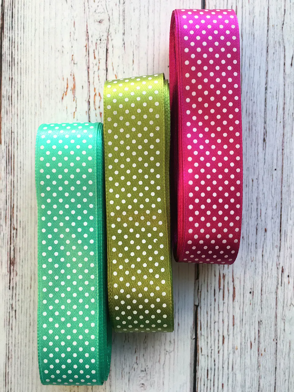 Pieza Cinta Satin Lunares 25mm 2