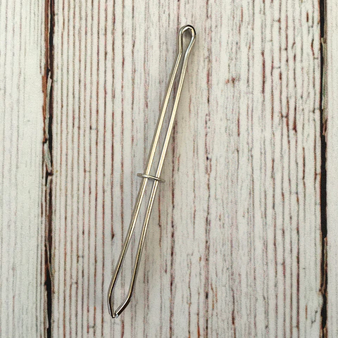 Pinza para pasar elásticos