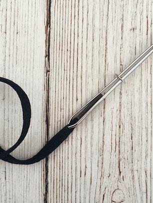 Pinza para pasar elásticos