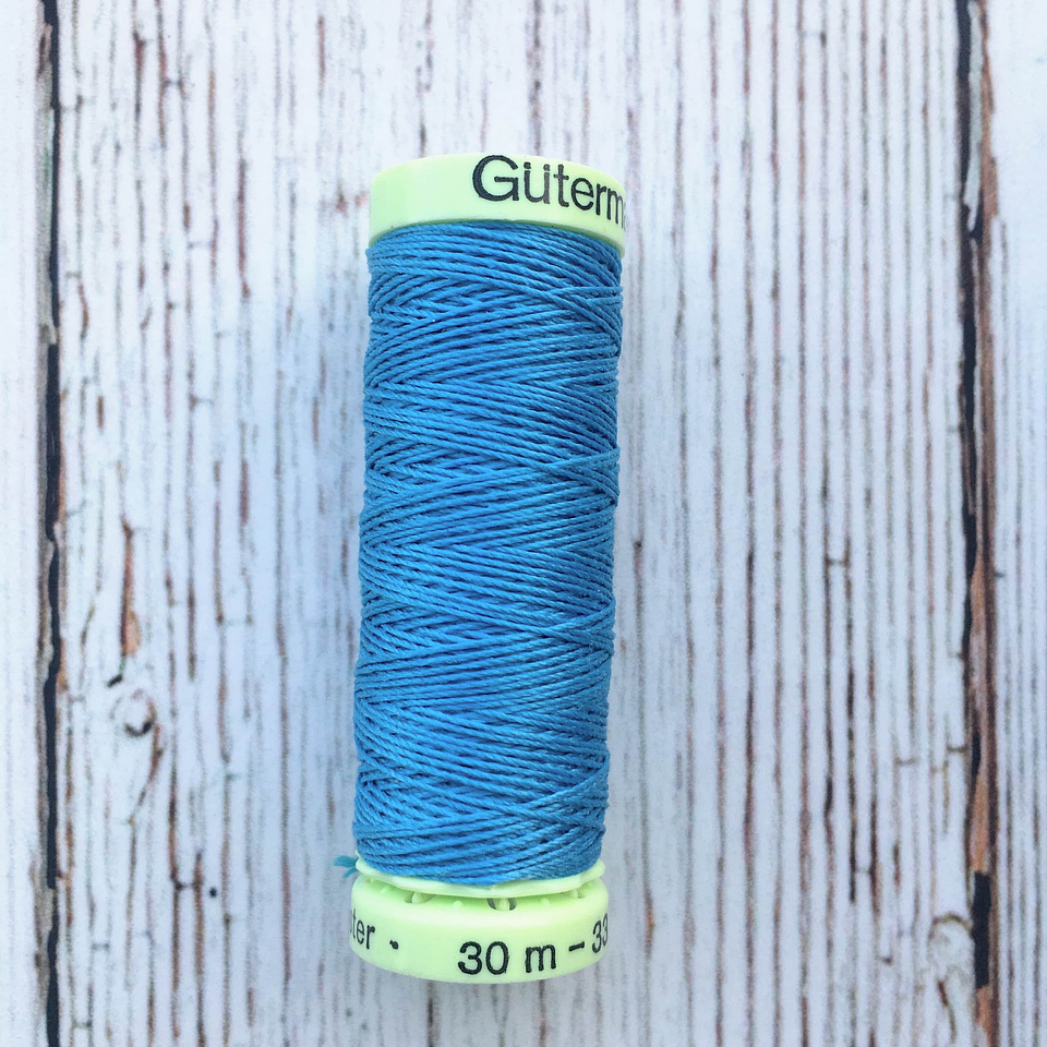 Hilo Ojales y Pespuntes Gutermann 8