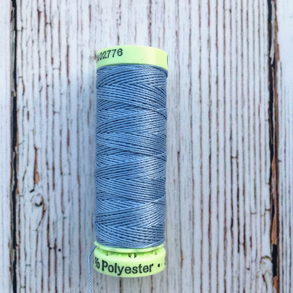 Hilo Ojales y Pespuntes Gutermann 10