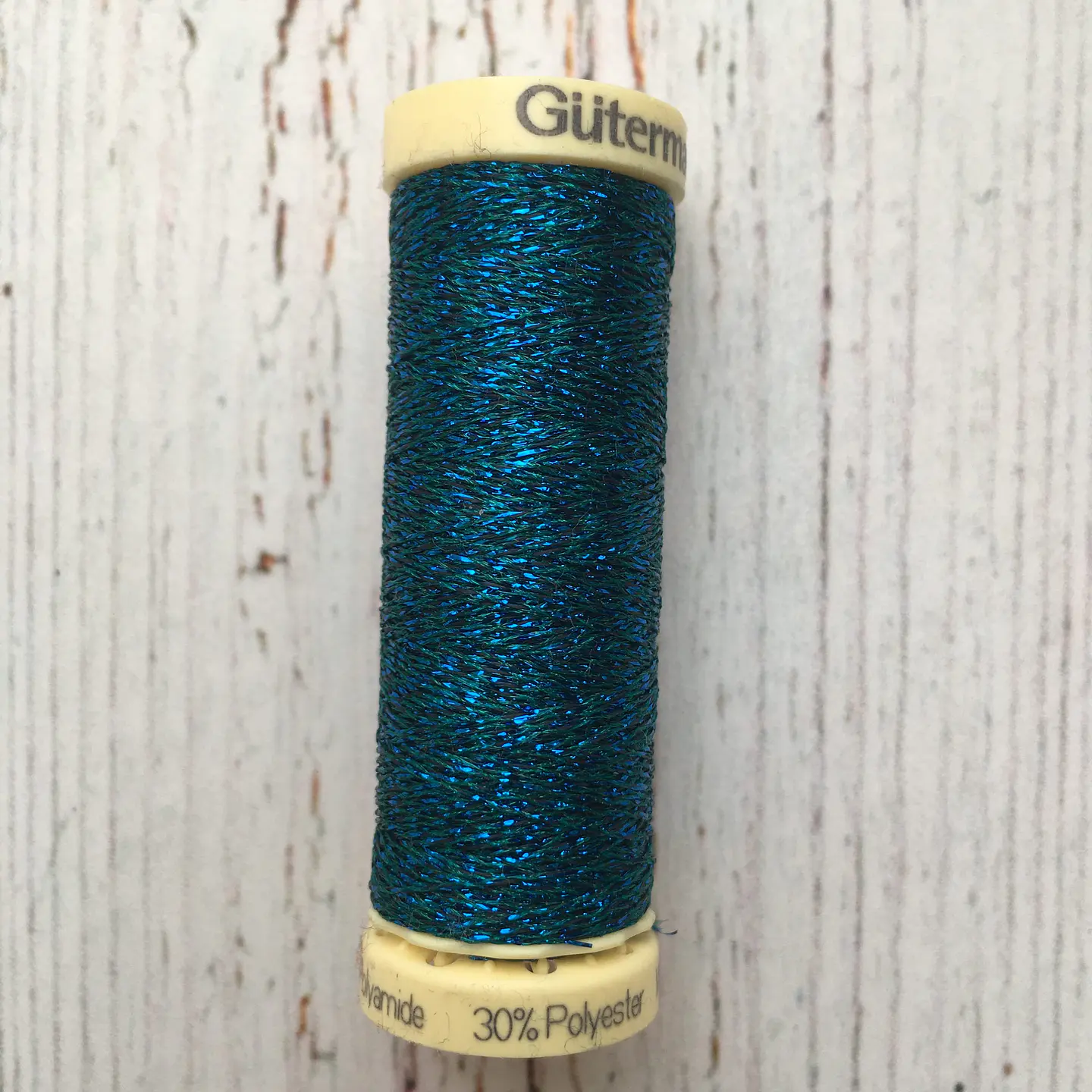 Hilo Metalizado Gutermann 50mt 9