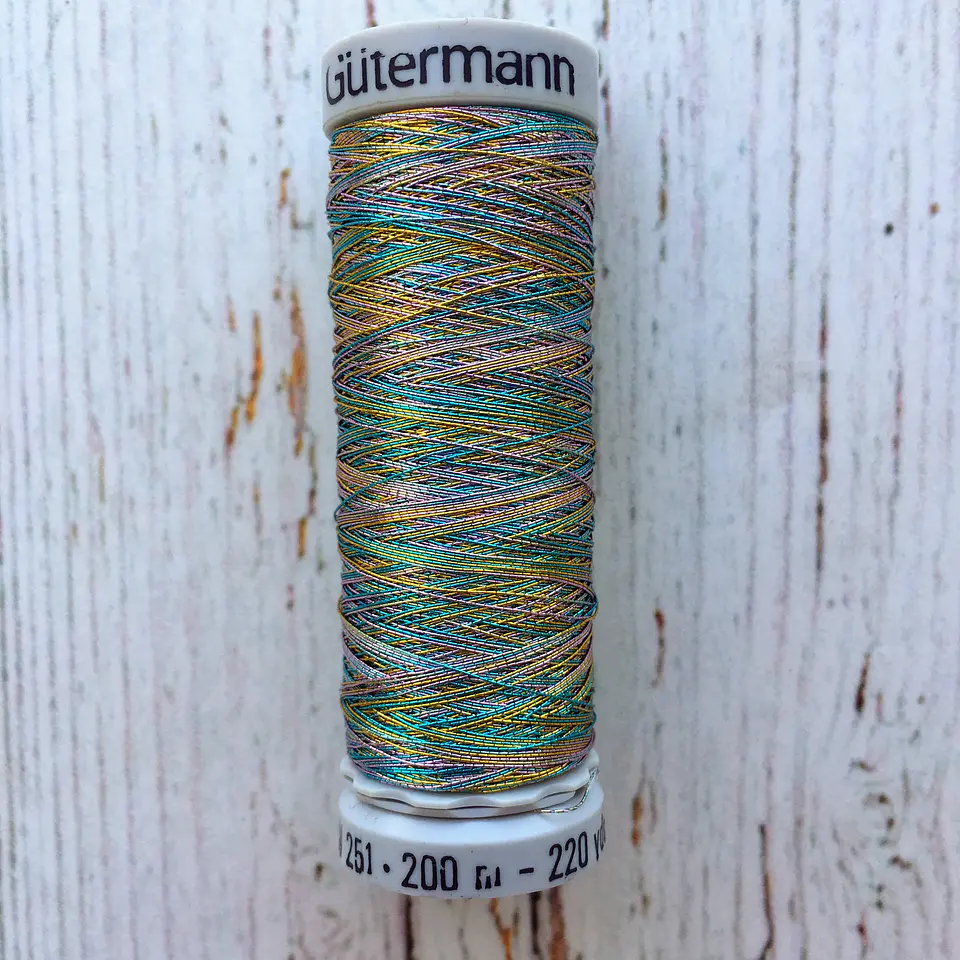 Hilo Metalizado Gütermann 200mts 9