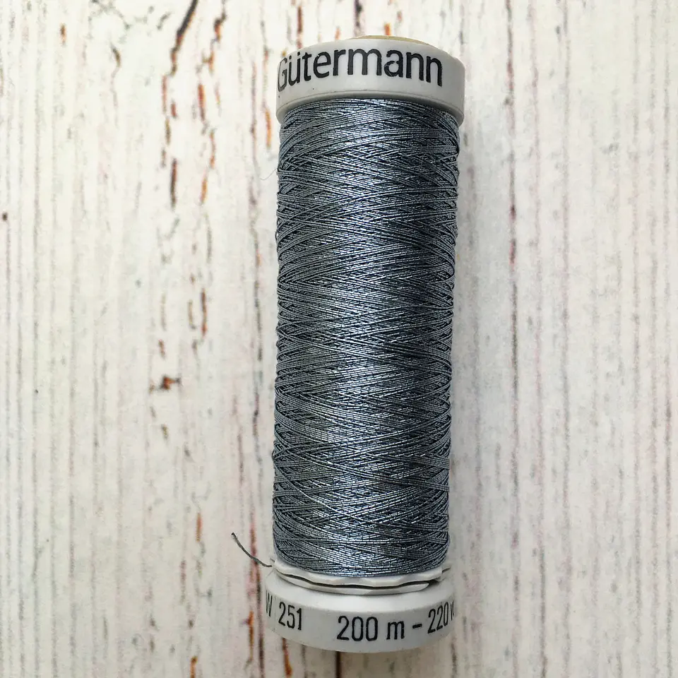 Hilo Metalizado Gütermann 200mts 7