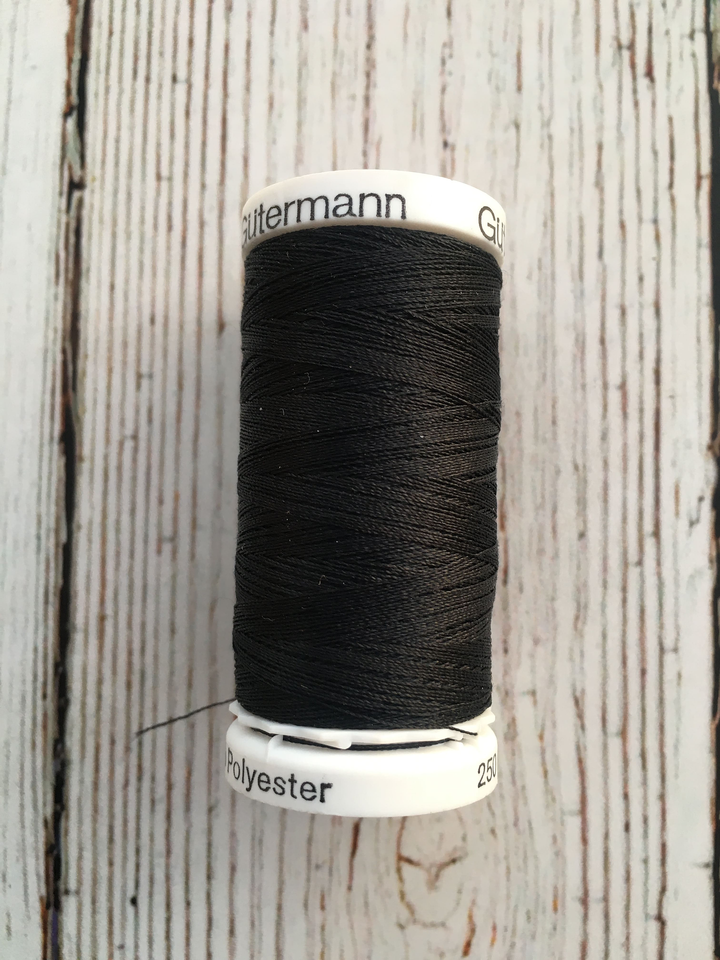 Hilo Cosetodo Gütermann 250mts 2