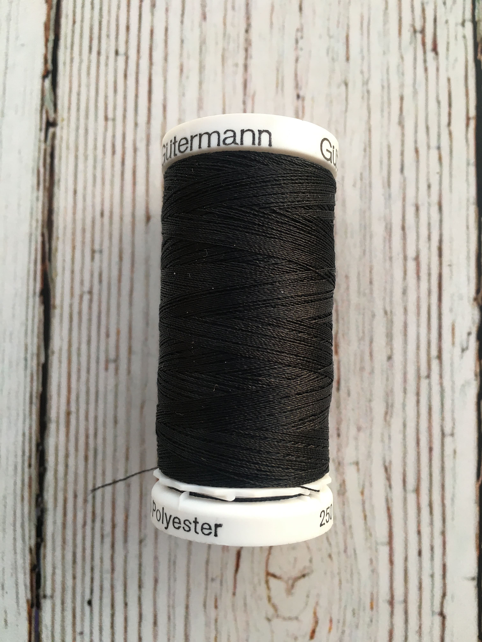 Hilo Cosetodo Gütermann 250mts 2
